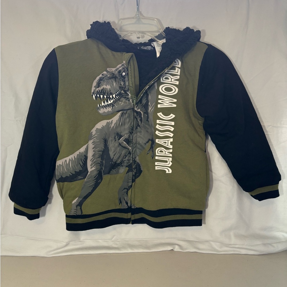 Kids Jurassic World Dinosaur Fleece Hoodie Green and Black Boys Size 6 Like New